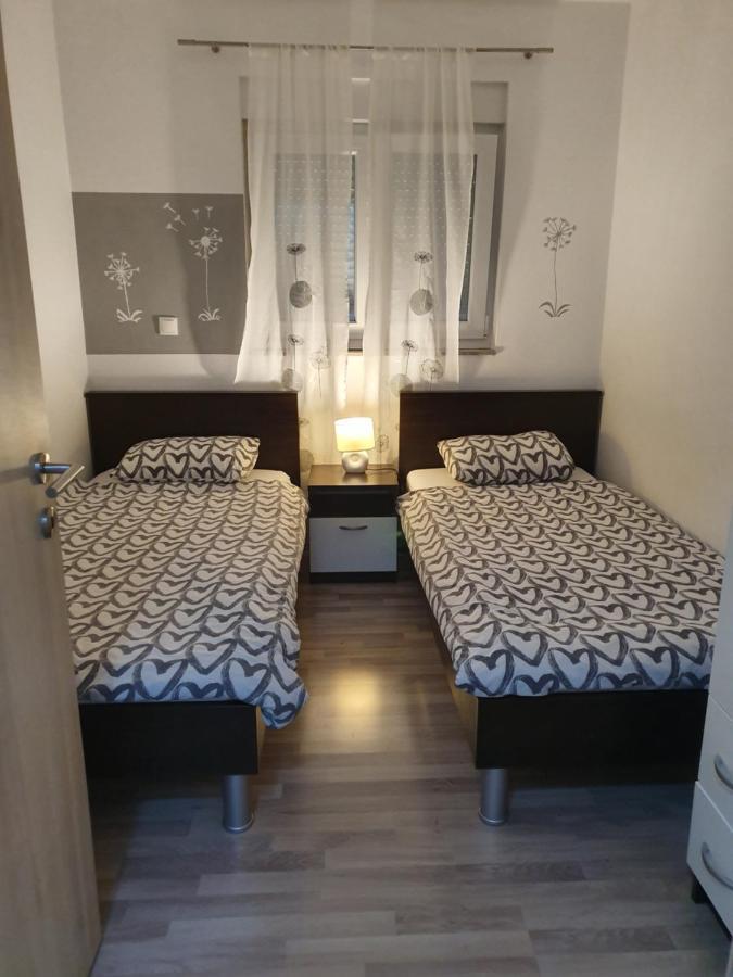 Lavender Apartments Drage Extérieur photo